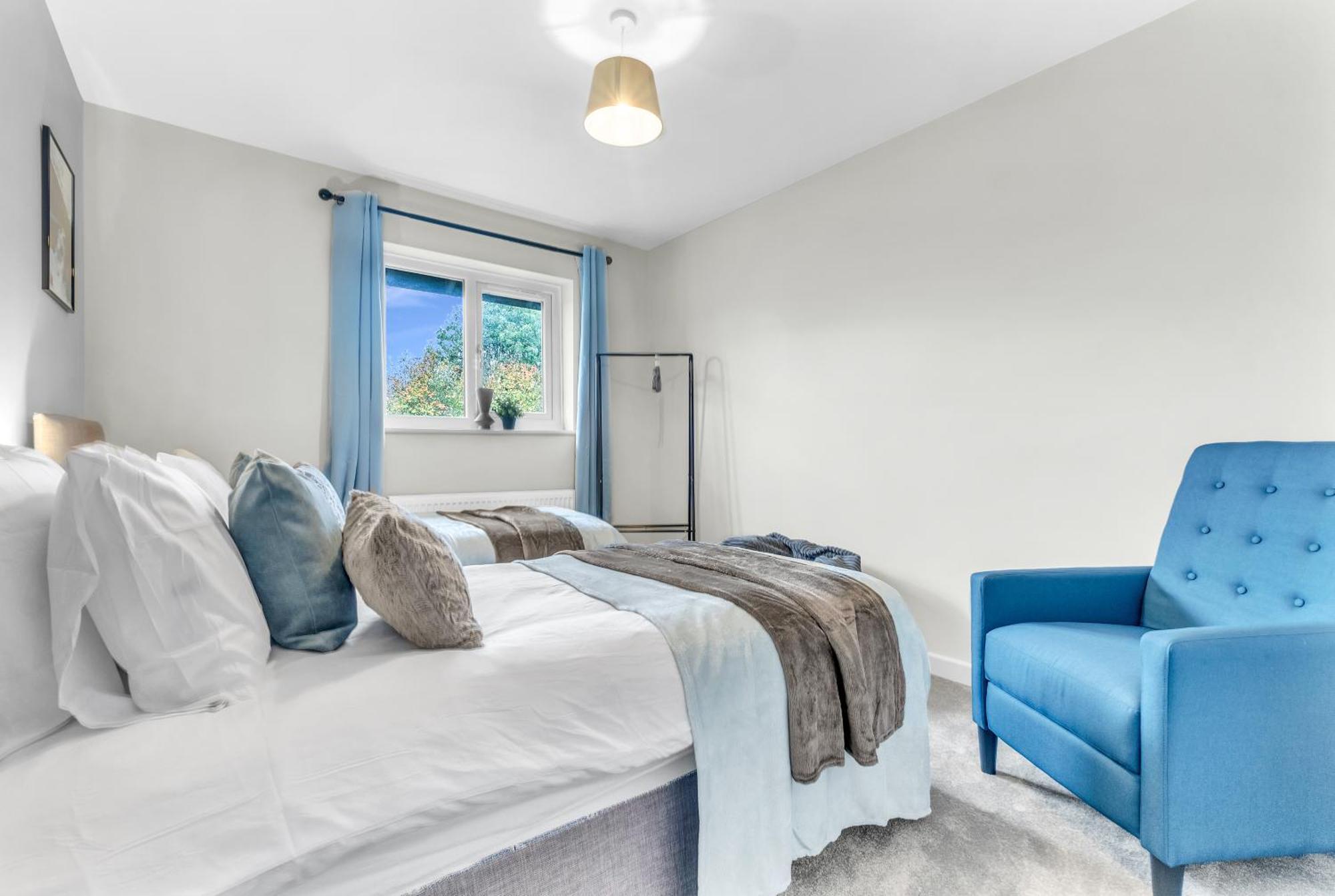 Mk 2-Bedroom Contractor'S Gem, 5 Beds, Sleeps 6, Free Parking 밀턴 케인즈 외부 사진